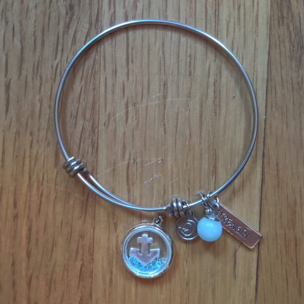 Charm bracelet